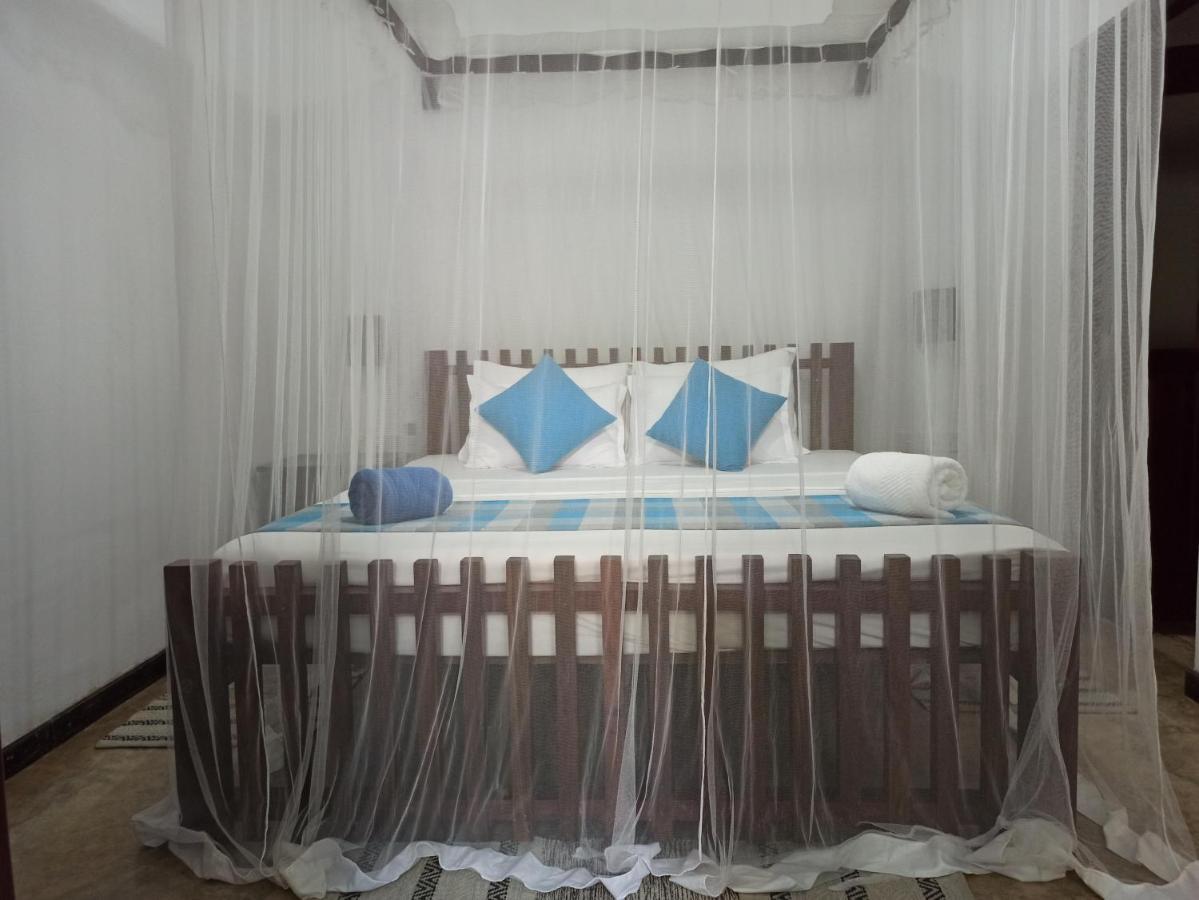 Butterfly Jewel Bed and Breakfast Unawatuna Eksteriør billede